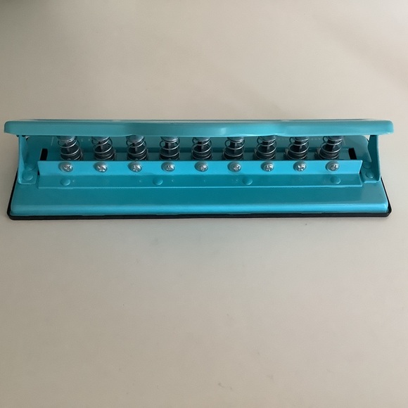 The Happy Planner Classic Discbound Punch - Picture 3 of 6